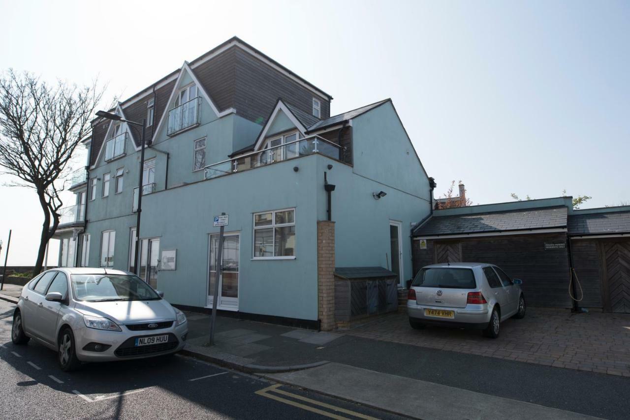 The Estuary View Apartment Thorpe Bay Exterior photo